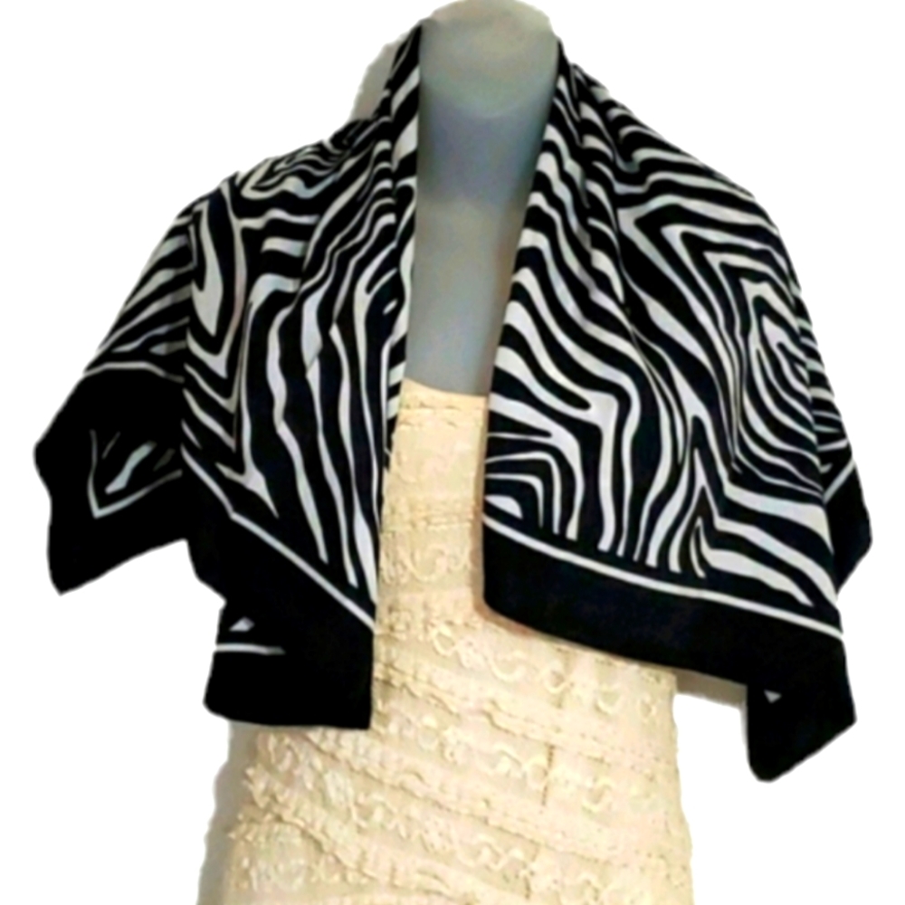 1988 AVON 36" Zebra Stripe Scarf Black & White Silky Soft Fabric - Picture 2 of 4